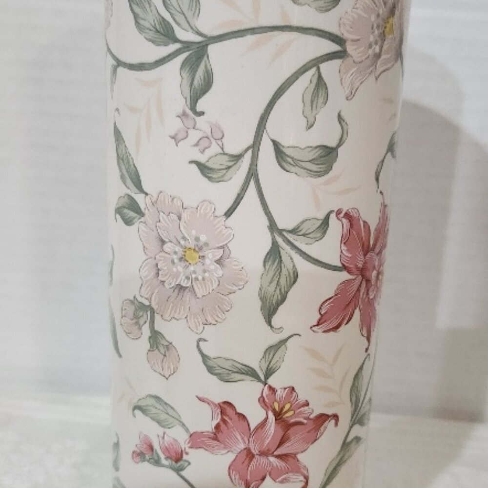 Beautiful Prima Otagiri Floral Vase